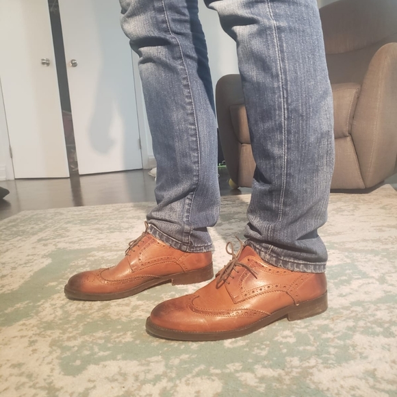 Brown Oxfords - Picture 3 of 6